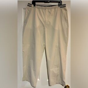 NWT Vineyard Vine Golf Cream Pants, size XL